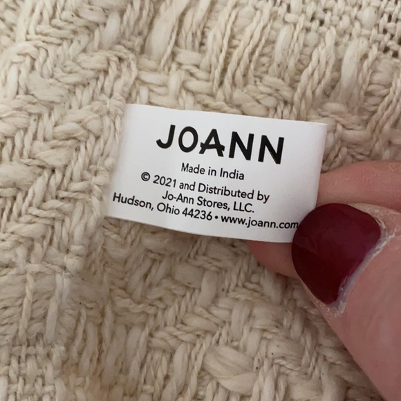 NWOT cream blanket - Picture 3 of 6